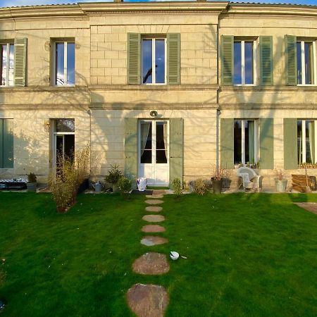 Villa Escapade Girondine Saint-Sulpice-et-Cameyrac Exterior foto
