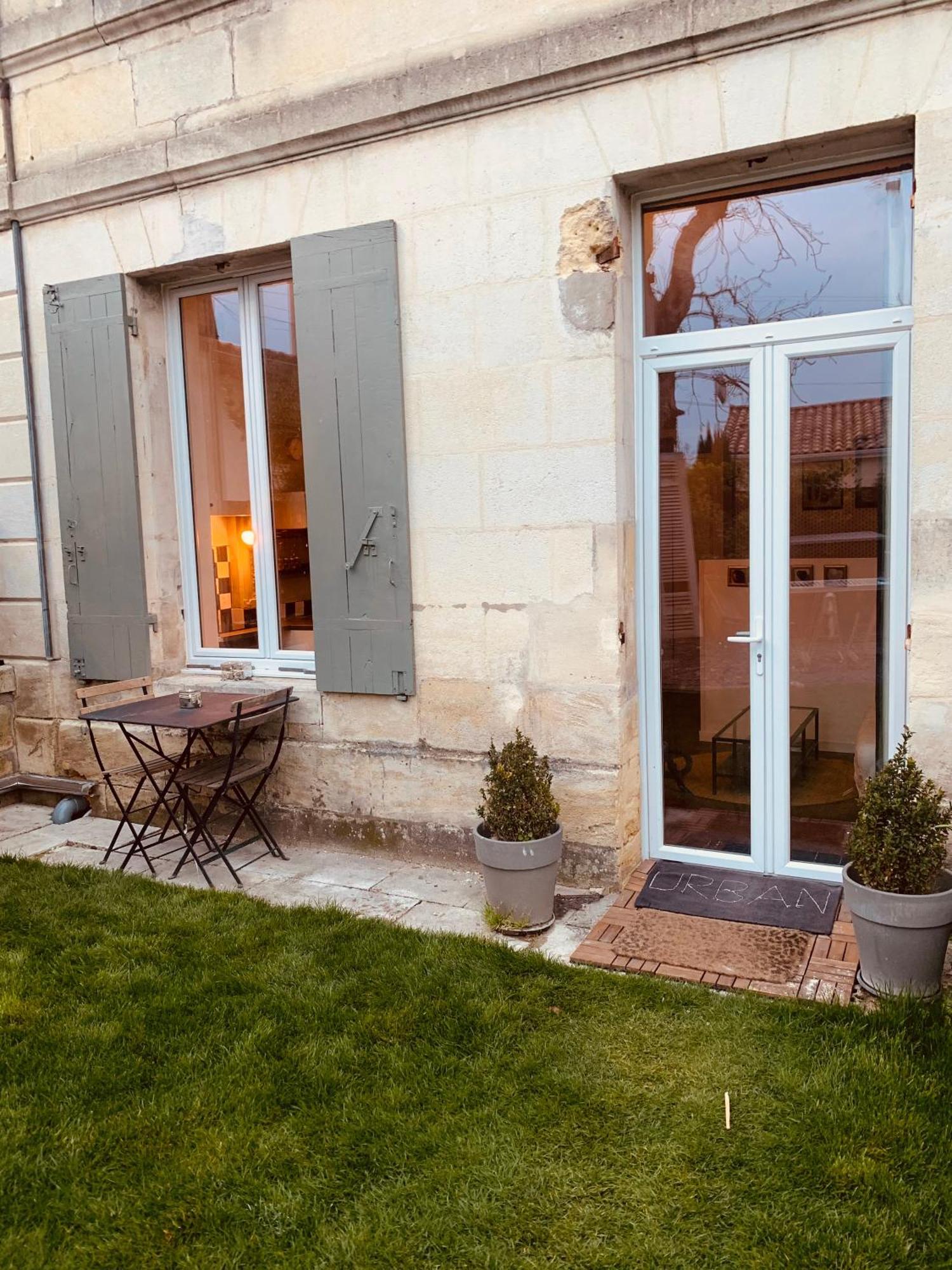 Villa Escapade Girondine Saint-Sulpice-et-Cameyrac Exterior foto